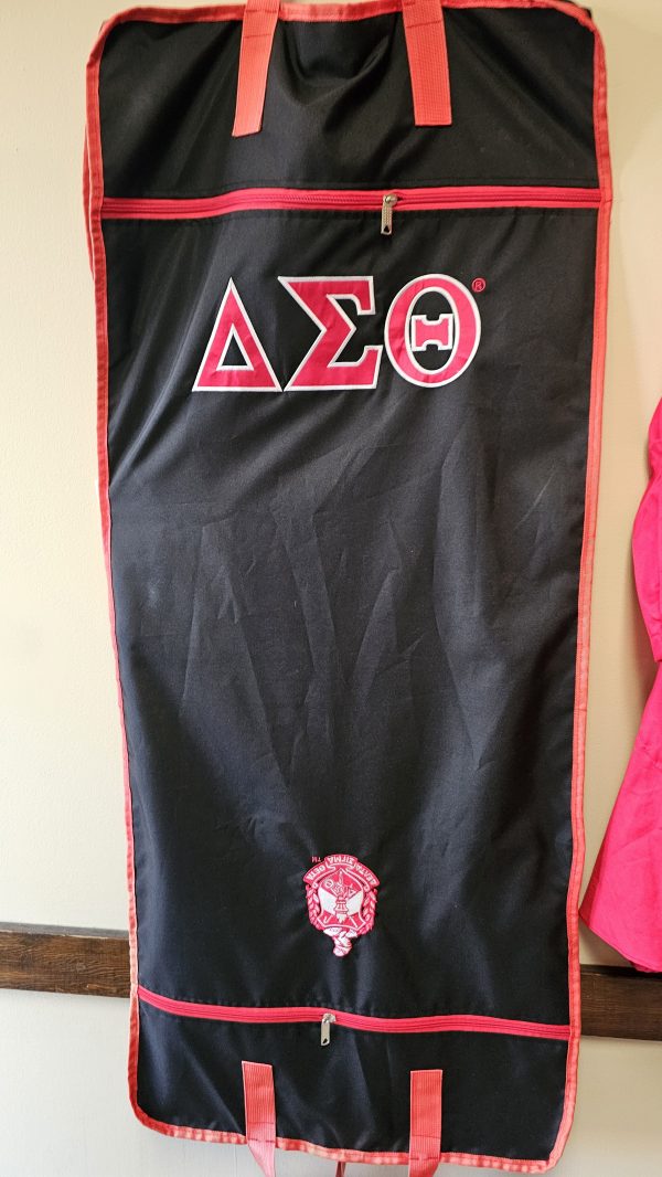 Delta Sigma Theta Garment Bag - Image 2